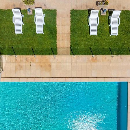 Noemys Toulon La Valette - Hotel Restaurant Avec Piscine Eksteriør billede