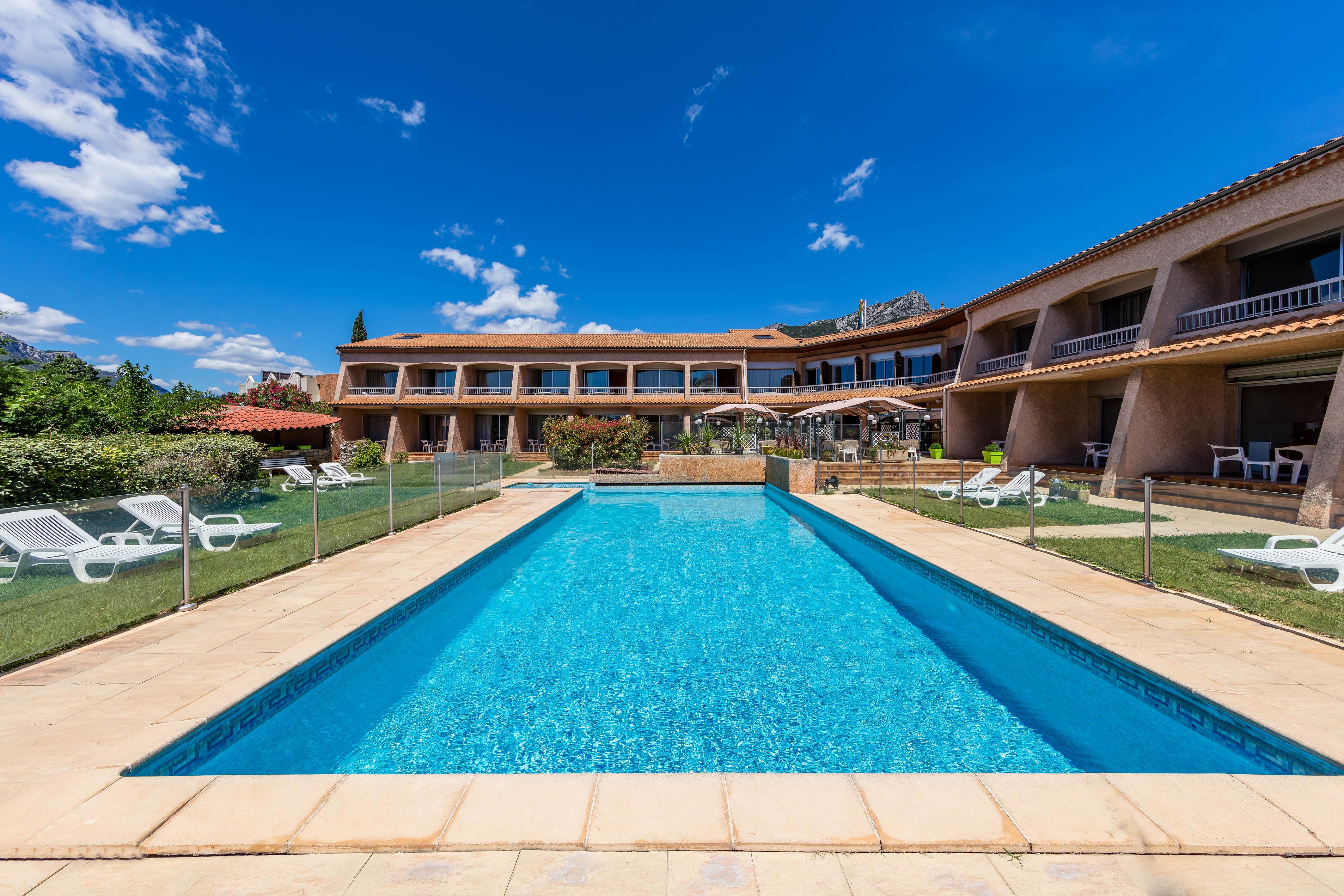 Noemys Toulon La Valette - Hotel Restaurant Avec Piscine Eksteriør billede
