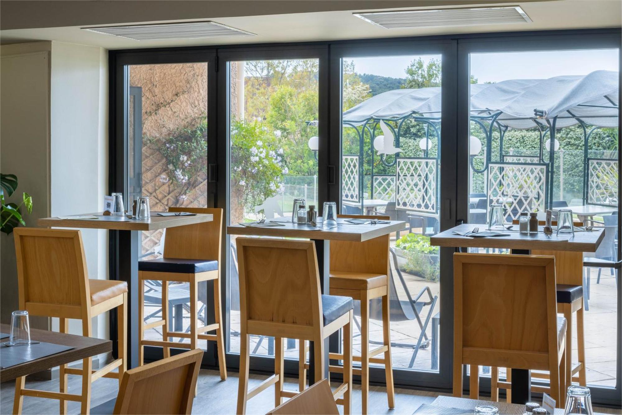 Noemys Toulon La Valette - Hotel Restaurant Avec Piscine Eksteriør billede