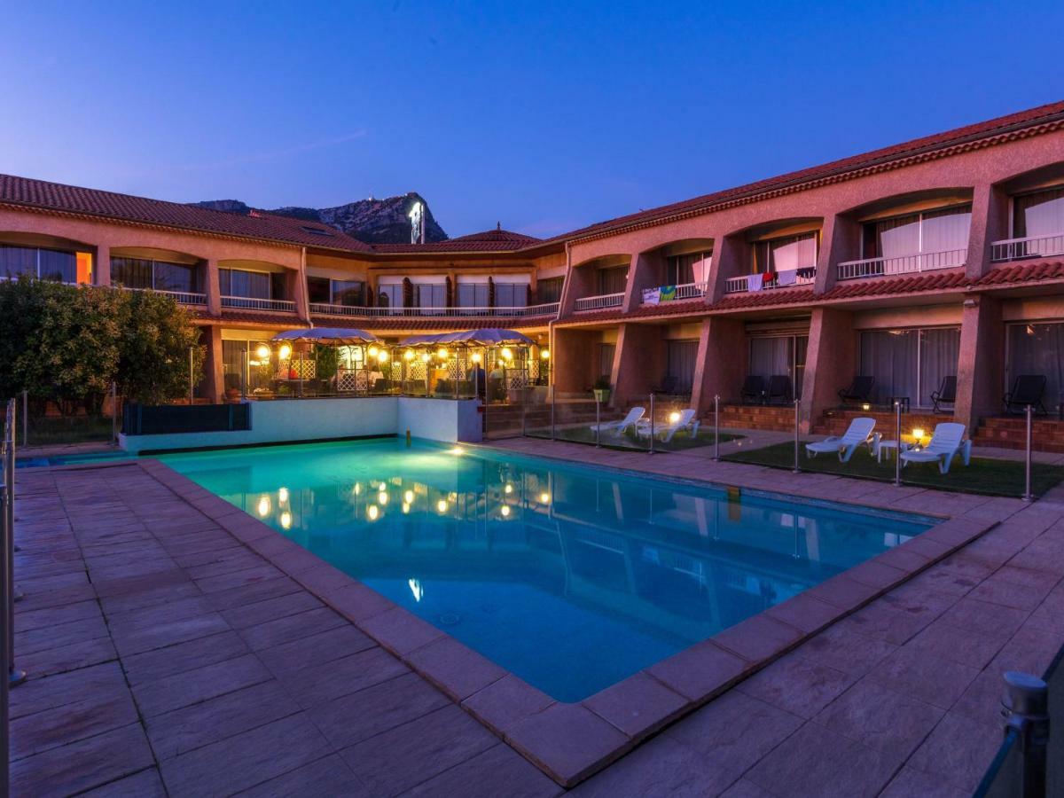 Noemys Toulon La Valette - Hotel Restaurant Avec Piscine Eksteriør billede